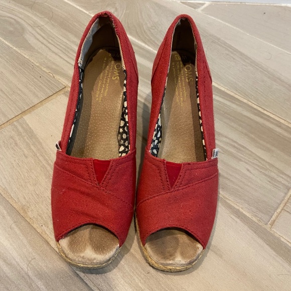 TOMS red wedge - Picture 3 of 7